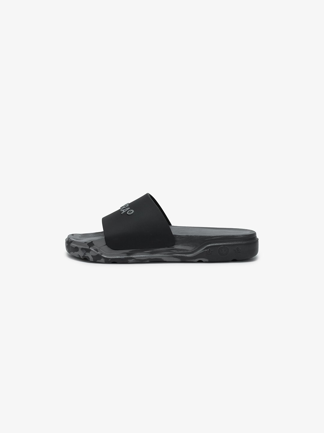 ESSENTIAL SLIDE