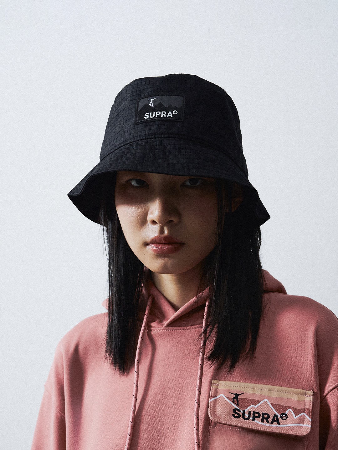 마운틴 SD 그래픽 라벨 포인트 버킷햇